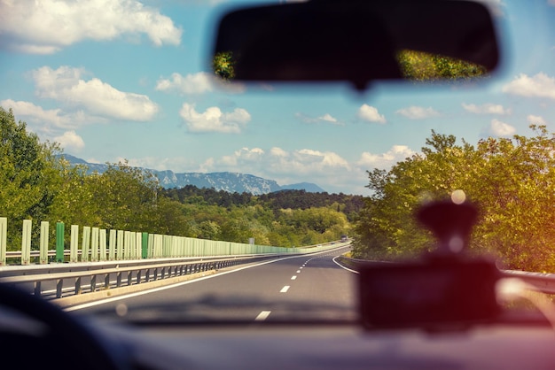 Livraison de vehicule a Lyon - service professionnel rapide