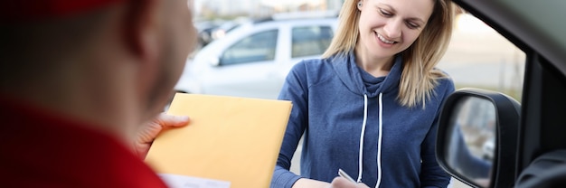 Vehicule livre a Lille par le service de livraison Auto Marchands